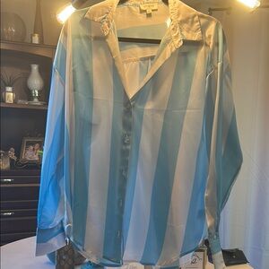 Umgee Cream and Blue Striped Blouse